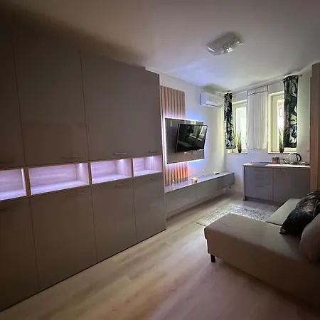 Apartamento Cozy 1 Bedroom Bucareste