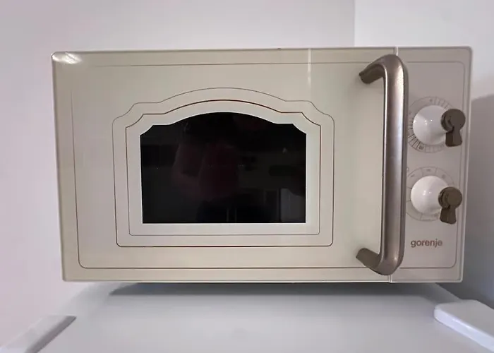 Cozy 1 Bedroom Бухарест